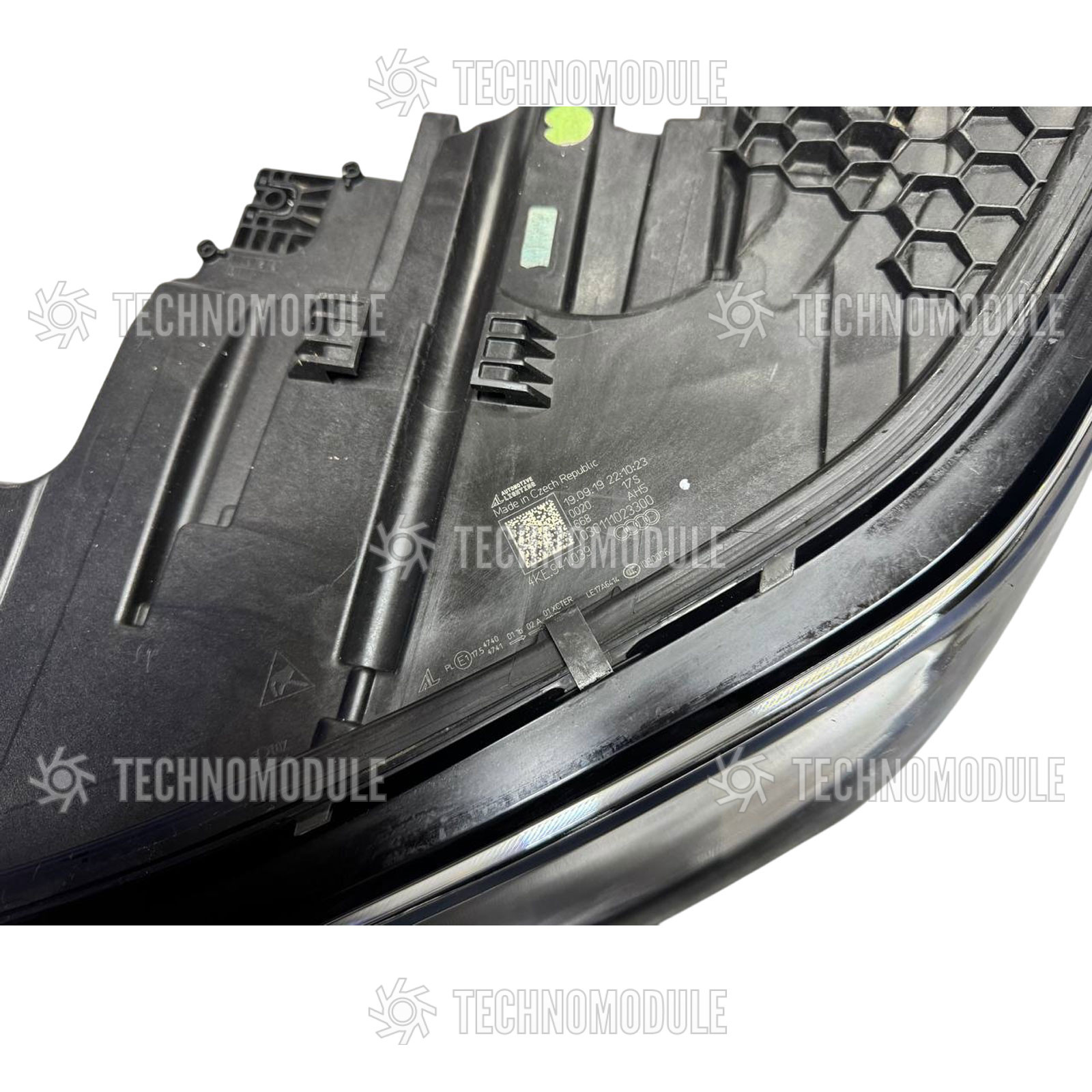 Audi E-TRON 55 4KE led фара права - Зображення 5